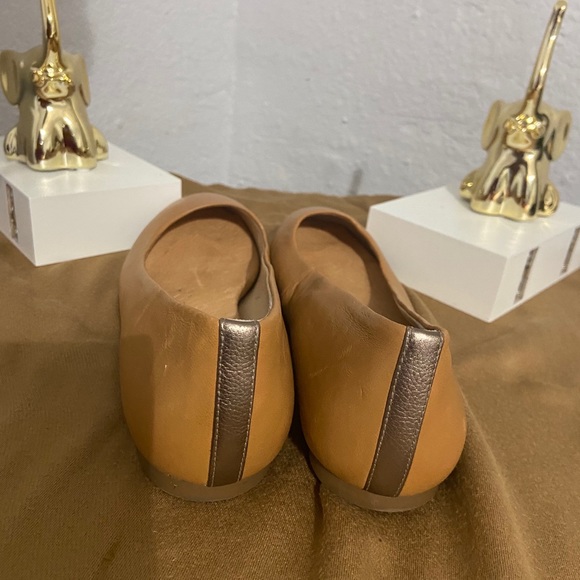 Cute, ballet, leather flats!! - Picture 3 of 4